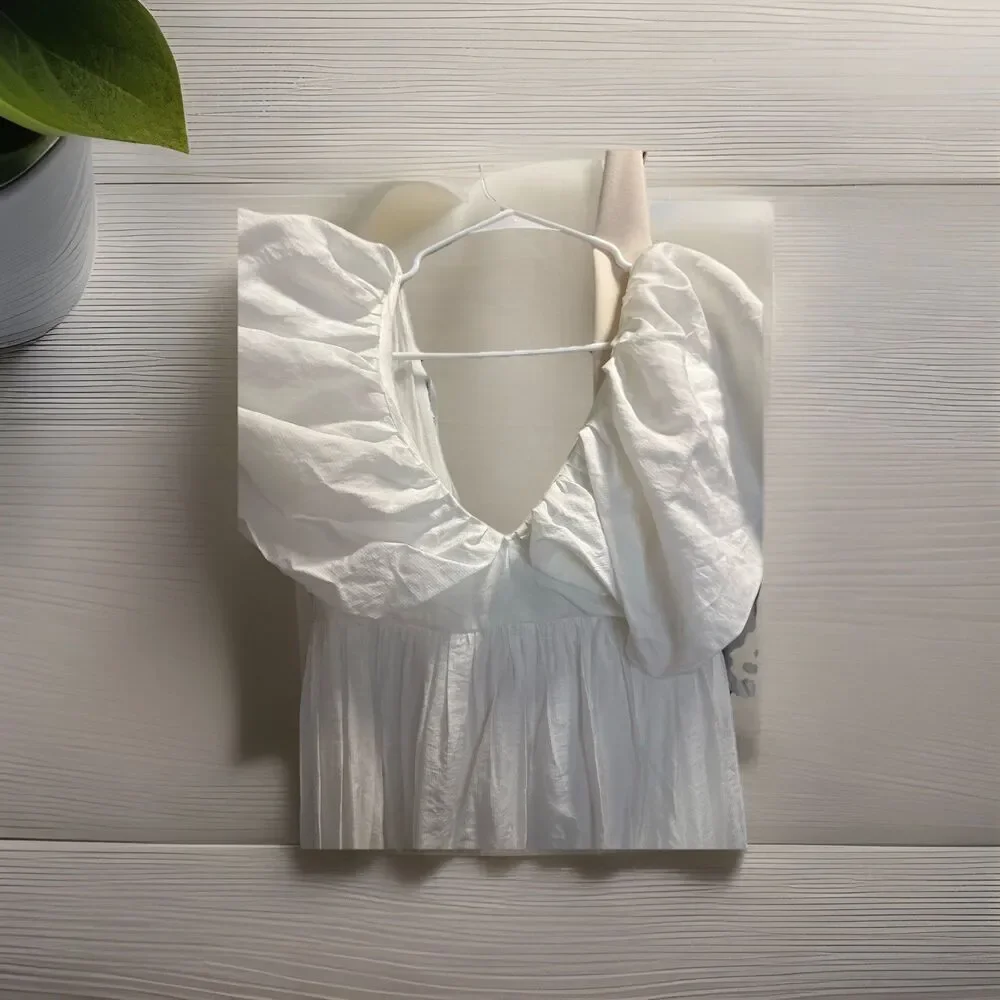 Moon River White V-Neck Flutter Sleeve  Flare  skirt Dress Size L NWT - Picture 11 of 12
